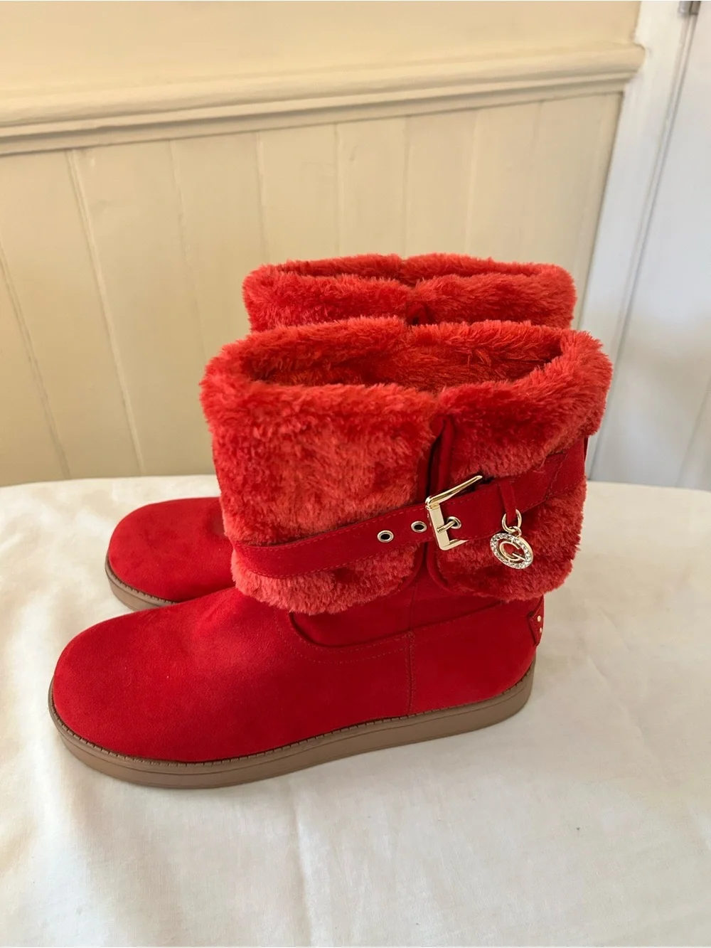 NWT G By Guess Adlea Red Faux Fur Suede Winter Boots/Woman’s Size 7.5